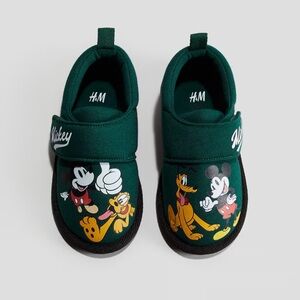 H&M Kids Mickey Mouse Green slippers